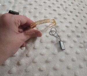 Elegant Gold Bracelet